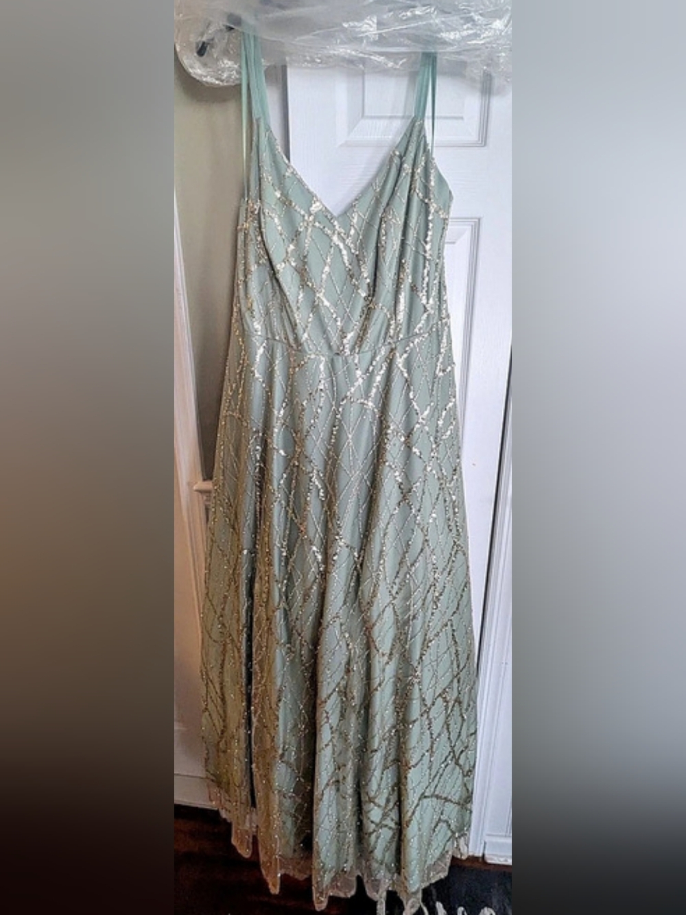 Sequined Geometric Maxi Dress in Green